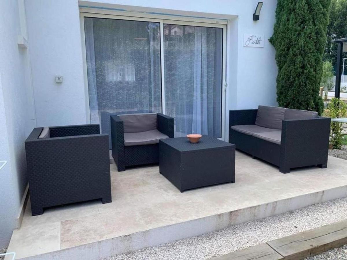 Maxima Sunset Apartment Сен Максим Екстериор снимка