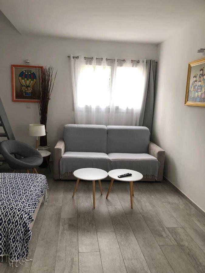 Maxima Sunset Apartment Сен Максим Екстериор снимка