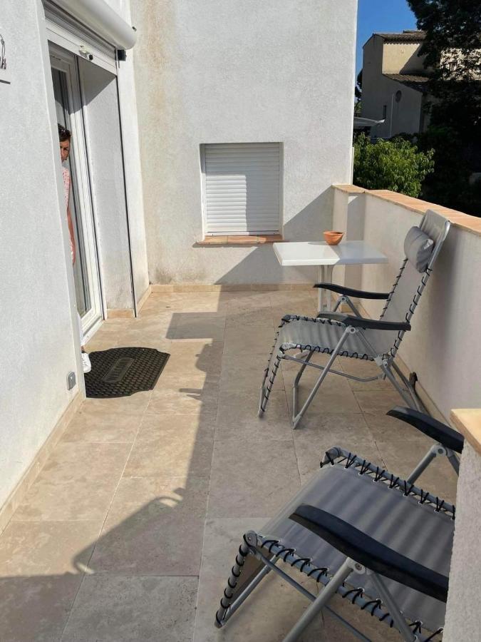Maxima Sunset Apartment Сен Максим Екстериор снимка