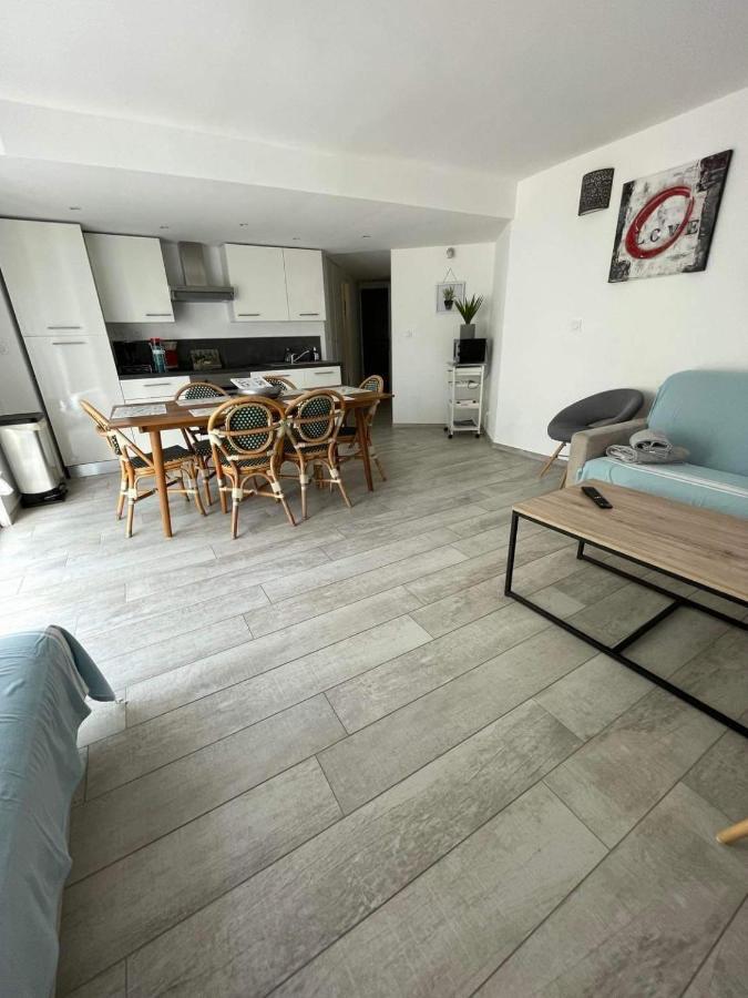 Maxima Sunset Apartment Сен Максим Екстериор снимка
