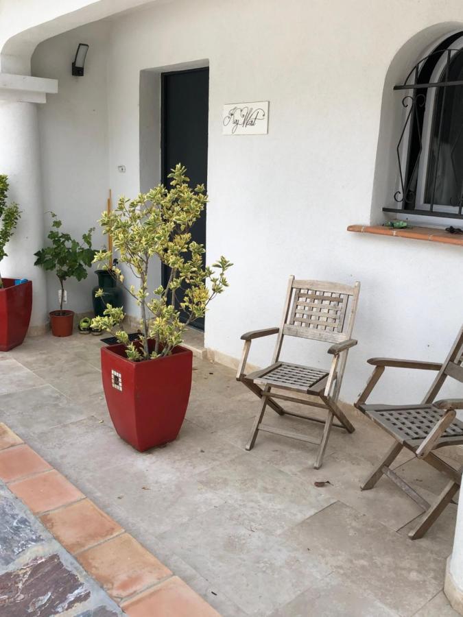 Maxima Sunset Apartment Сен Максим Екстериор снимка