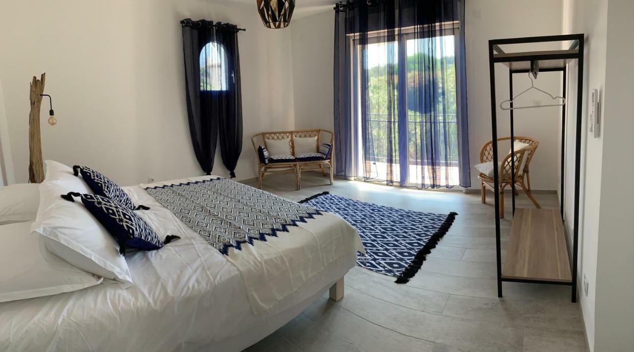 Maxima Sunset Apartment Сен Максим Екстериор снимка
