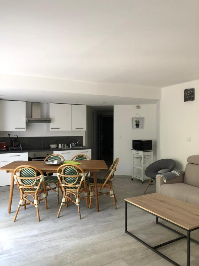 Maxima Sunset Apartment Сен Максим Екстериор снимка